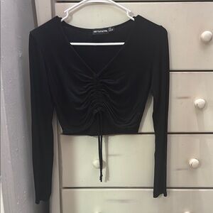 PrettyLittleThing Black Ruched Tie Front Crop Blouse